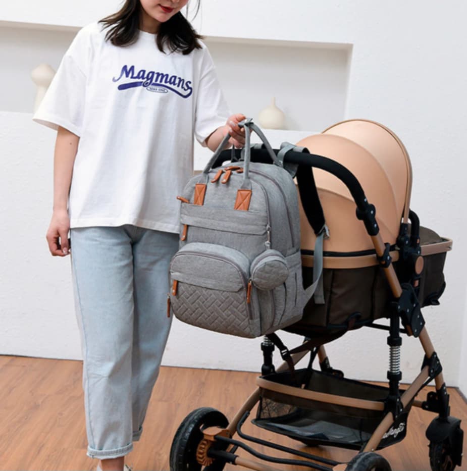 sac maman avec tapis pour bébé